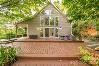 67 Hummingbird Hill Road, Franklin, NC 28734