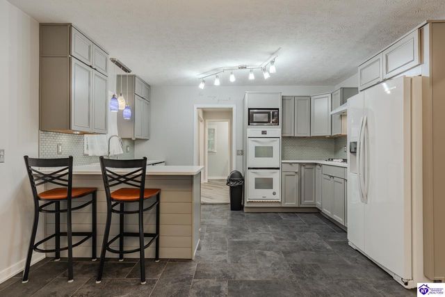 106 Westwood Drive, Elizabethtown, KY 42701