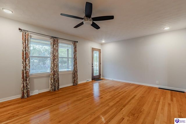 106 Westwood Drive, Elizabethtown, KY 42701