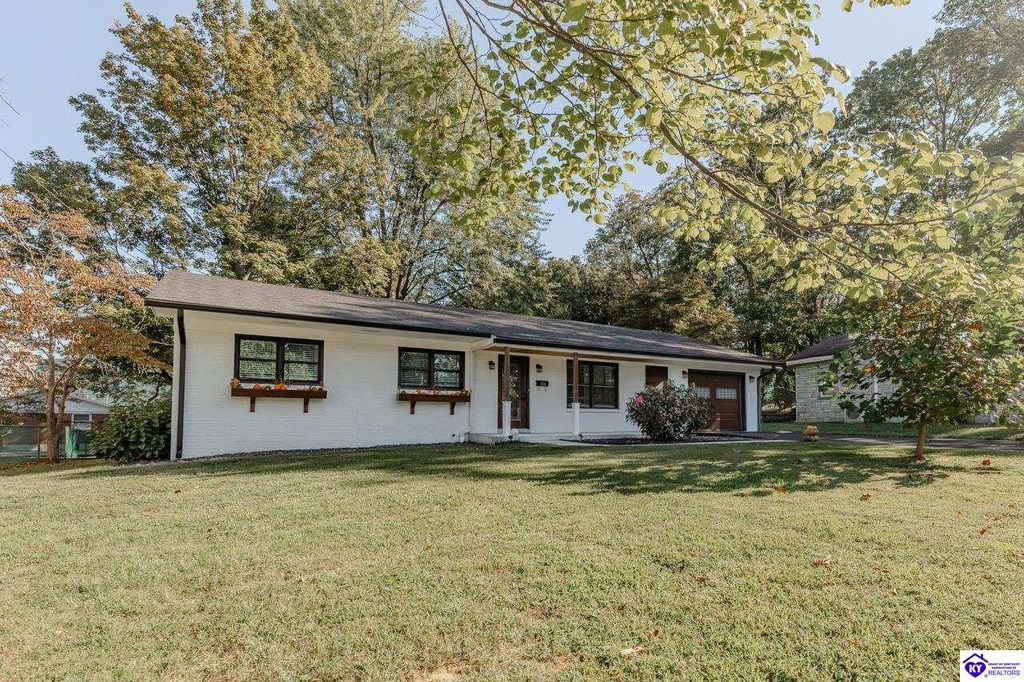 106 Westwood Drive, Elizabethtown, KY 42701