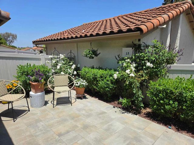 1809 Pleasantdale Drive, Encinitas, CA 92024