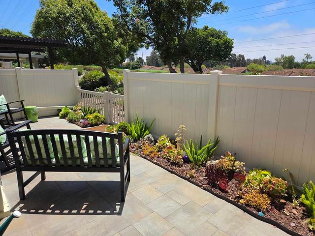 1809 Pleasantdale Drive, Encinitas, CA 92024