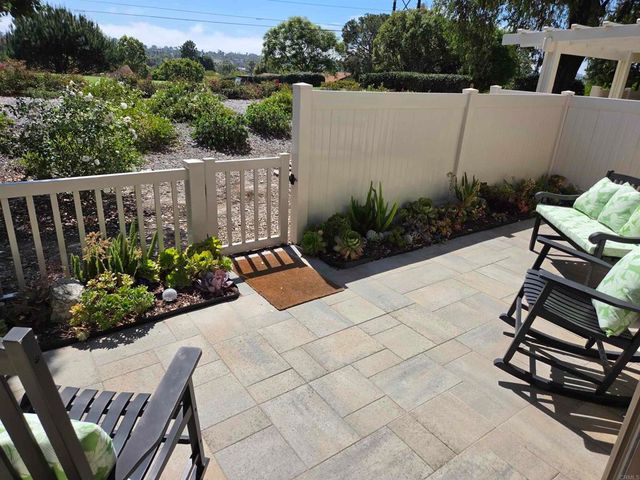 1809 Pleasantdale Drive, Encinitas, CA 92024
