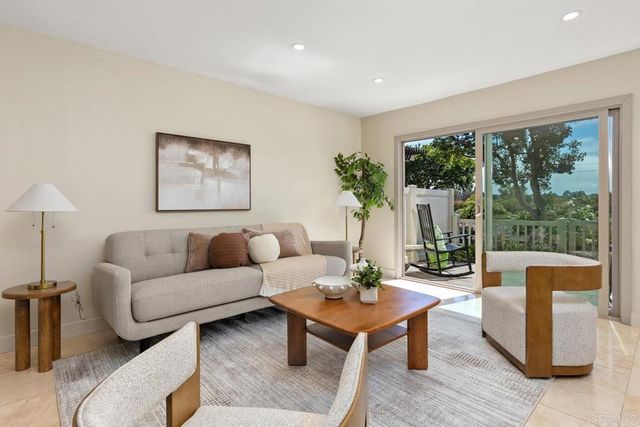 1809 Pleasantdale Drive, Encinitas, CA 92024
