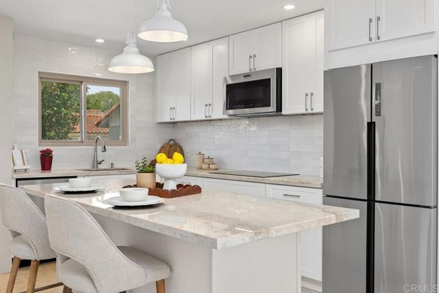 1809 Pleasantdale Drive, Encinitas, CA 92024