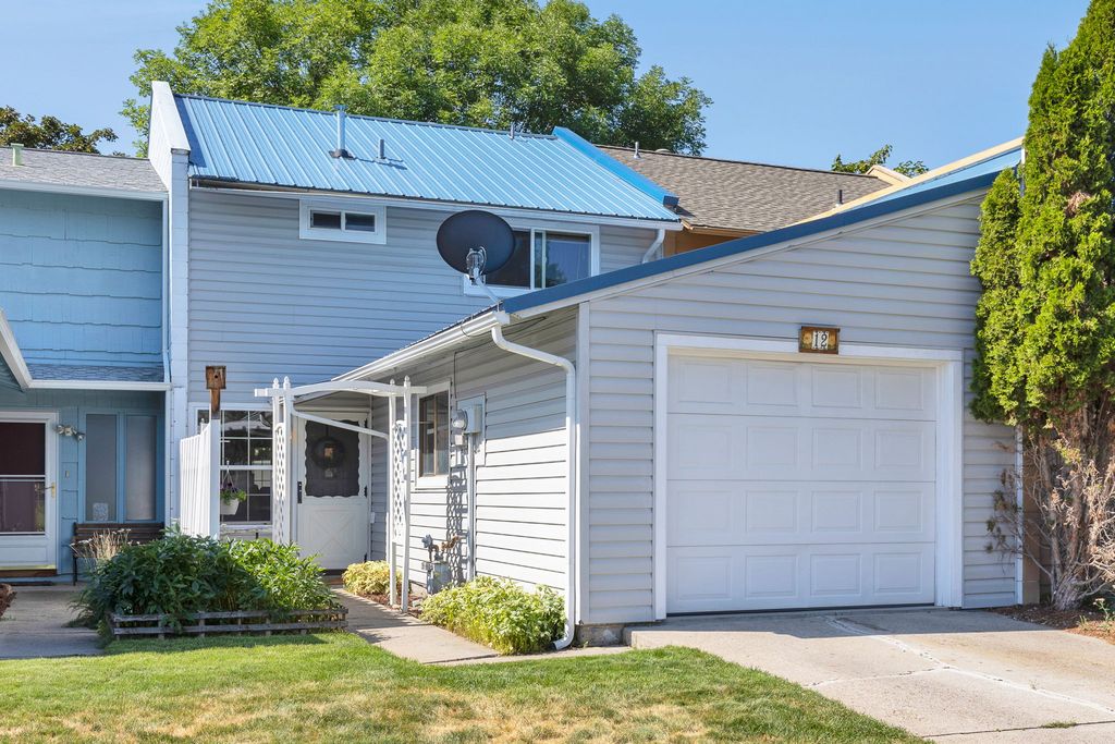 Image 1 of property listing at 12 Russell Court S, Missoula, MT 59801