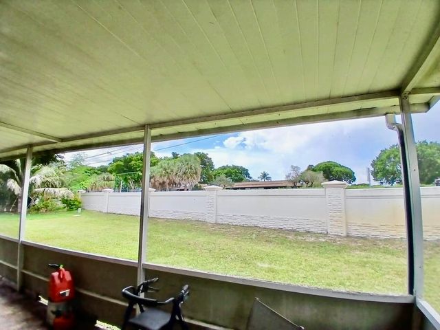 9500 NW 70th Street, Tamarac, FL 33321