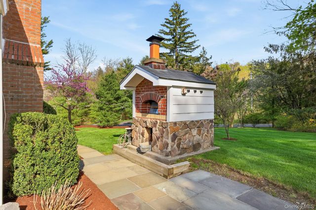 14 Annandale Road, Chappaqua, NY 10514