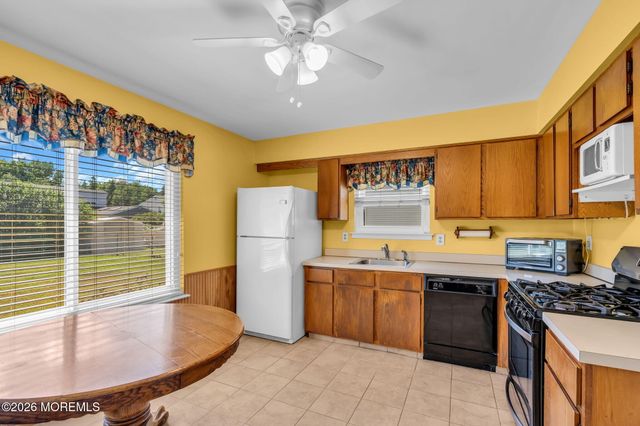 47 Peachstone Road, Howell, NJ 07731