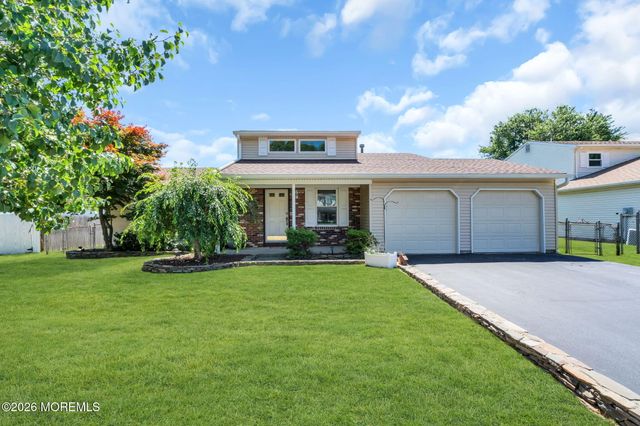 47 Peachstone Road, Howell, NJ 07731