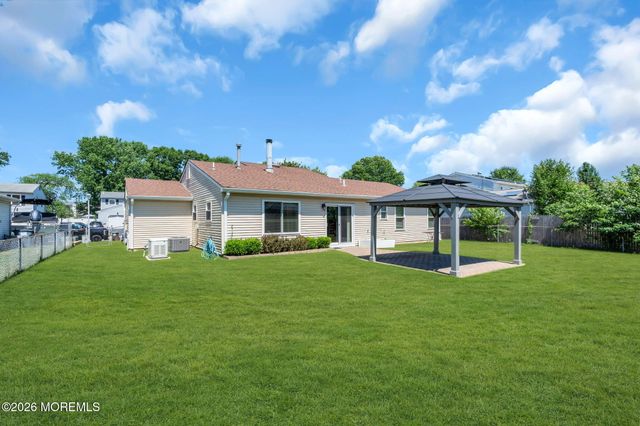 47 Peachstone Road, Howell, NJ 07731