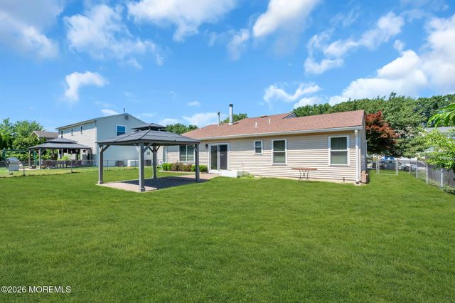 47 Peachstone Road, Howell, NJ 07731