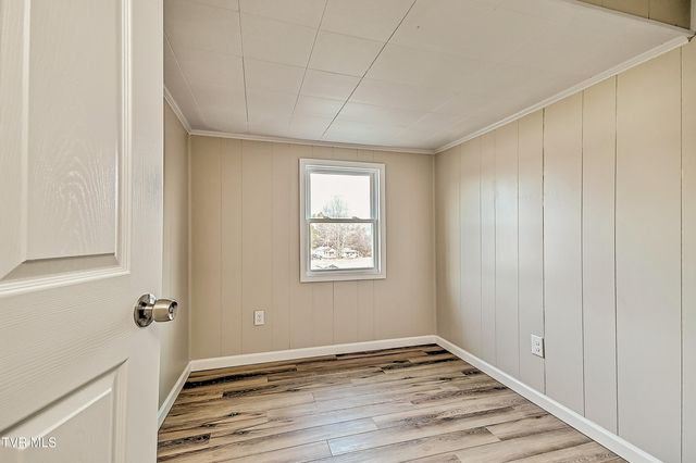 918 South Cedar Avenue, Elizabethton, TN 37643