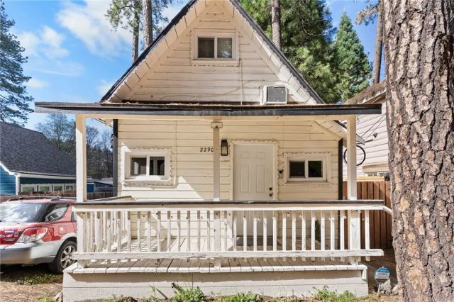 22904 Waters, Crestline, CA 92325