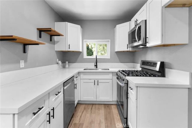 22904 Waters, Crestline, CA 92325