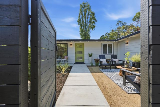 832 Pebblelake Court, Sunnyvale, CA 94089