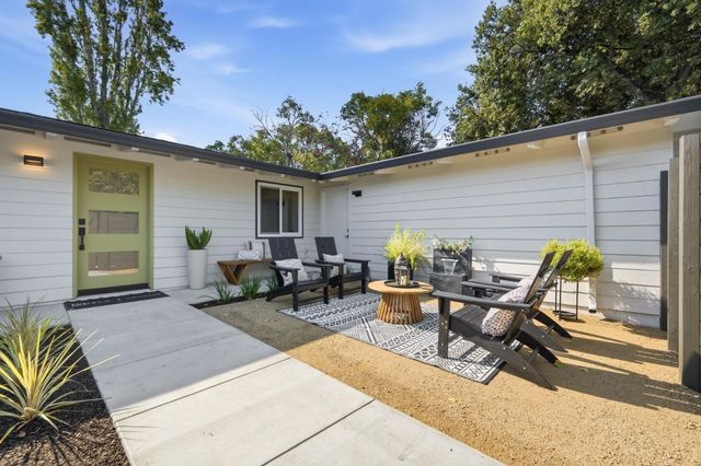 832 Pebblelake Court, Sunnyvale, CA 94089