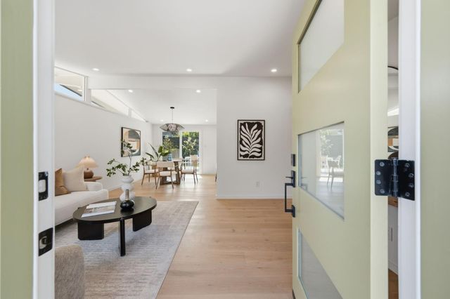 832 Pebblelake Court, Sunnyvale, CA 94089