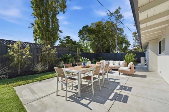 832 Pebblelake Court, Sunnyvale, CA 94089