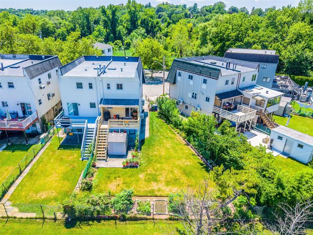 3309 255th Street, Little Neck, NY 11363