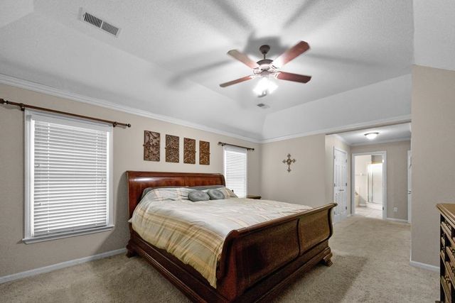 10135 WOODLAND HILLS DR, Cordova, TN 38018