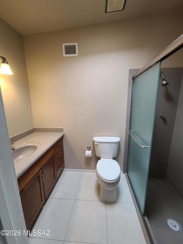 9270 E 8th Street, Tucson, AZ 85710