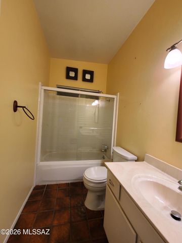 9270 E 8th Street, Tucson, AZ 85710