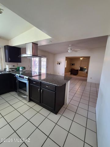 9270 E 8th Street, Tucson, AZ 85710