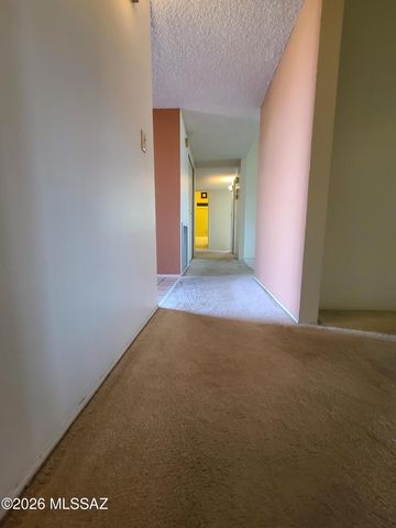 9270 E 8th Street, Tucson, AZ 85710