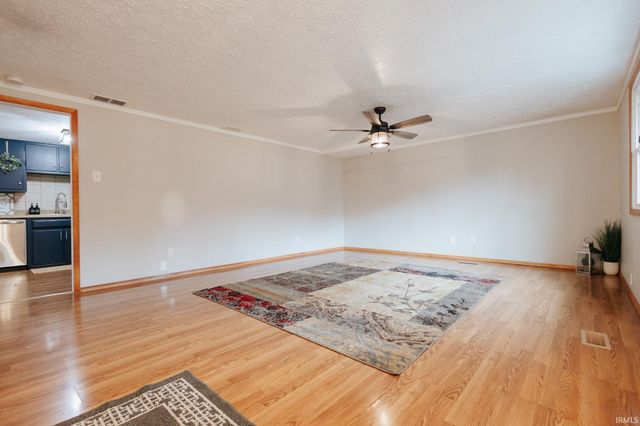 2655 S Brown Chapel Road, Boonville, IN 47601