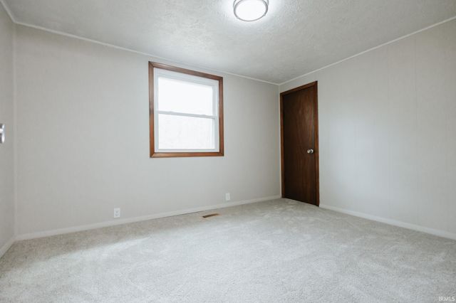 2655 S Brown Chapel Road, Boonville, IN 47601