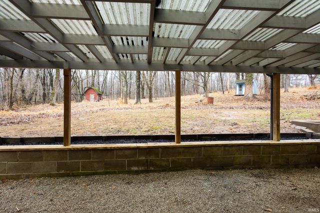 2655 S Brown Chapel Road, Boonville, IN 47601