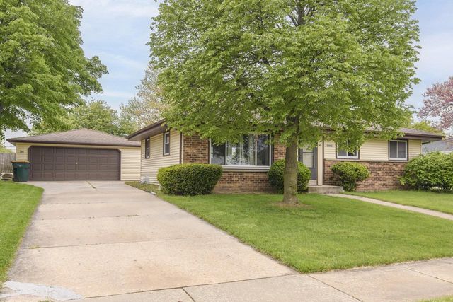 10065 S Cindy LANE, Oak Creek, WI 53154