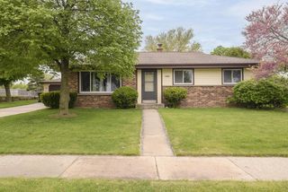 10065 S Cindy LANE, Oak Creek, WI 53154
