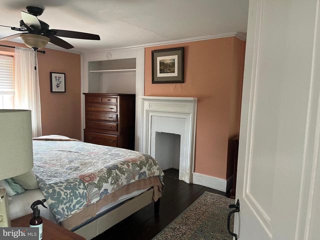 969 N GRANGE AVE, Collegeville, PA 19426