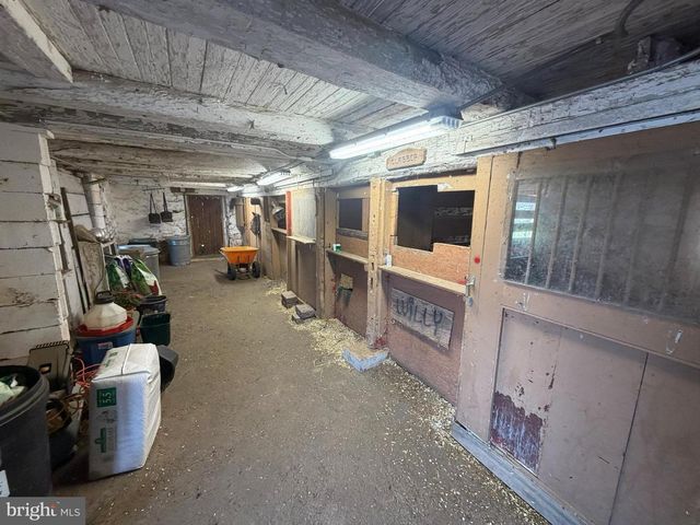 969 N GRANGE AVE, Collegeville, PA 19426