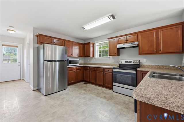 1704 Dinwiddie Ave, Richmond, VA 23224