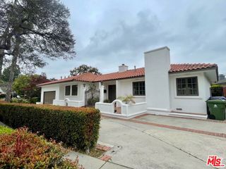 1441 Allenford Avenue, Los Angeles, CA 90049