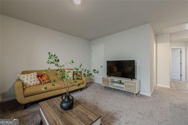 3593 Dover Run Lane, Loganville, GA 30052