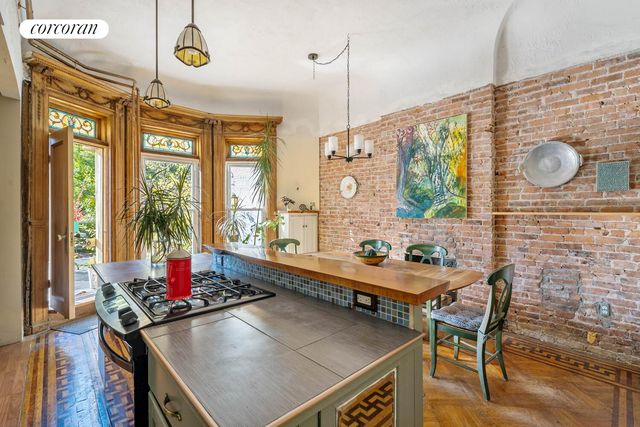 882 PARK Place, New York City, NY 11216