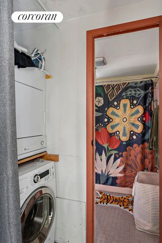 882 PARK Place, New York City, NY 11216
