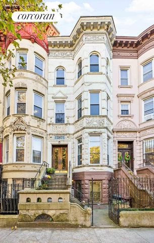 882 PARK Place, New York City, NY 11216
