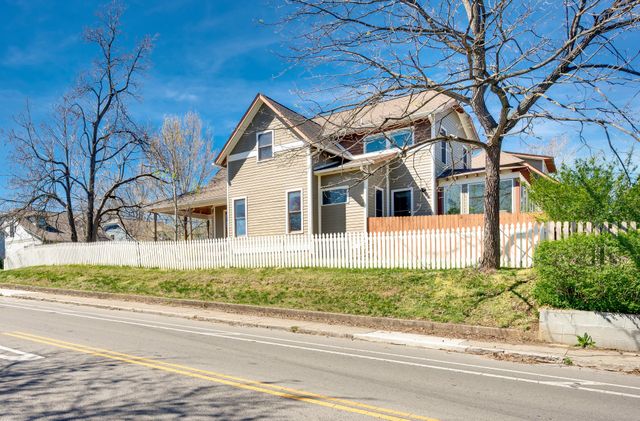 1815 Boscobel St A, Nashville, TN 37206