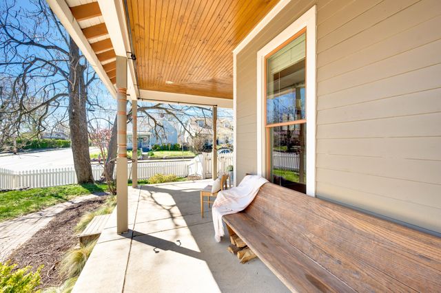 1815 Boscobel St A, Nashville, TN 37206