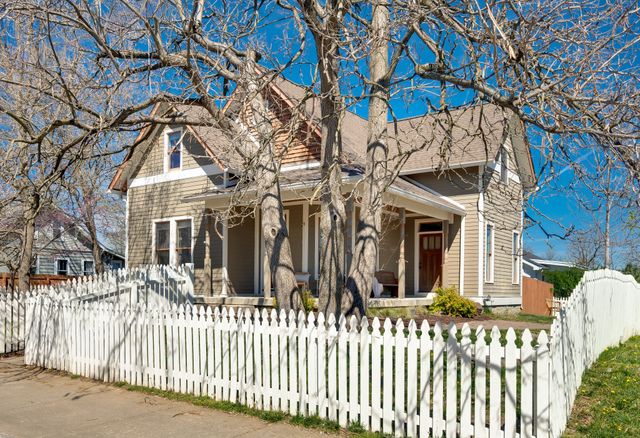 1815 Boscobel St A, Nashville, TN 37206