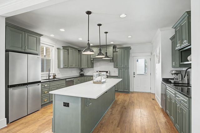 1815 Boscobel St A, Nashville, TN 37206