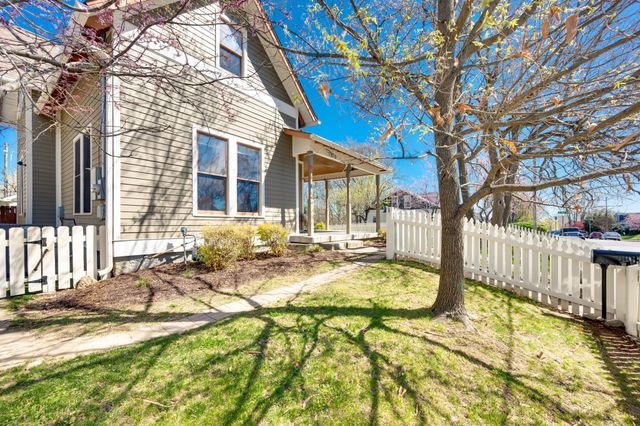 1815 Boscobel St A, Nashville, TN 37206