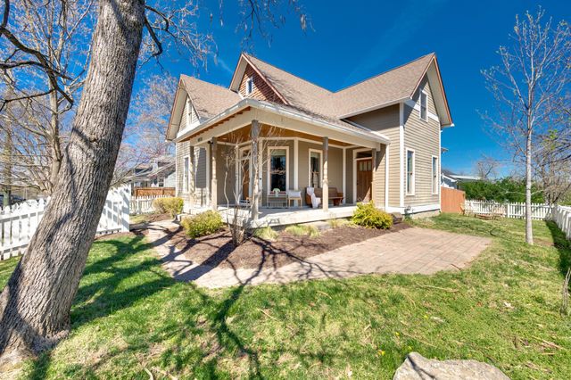 1815 Boscobel St A, Nashville, TN 37206