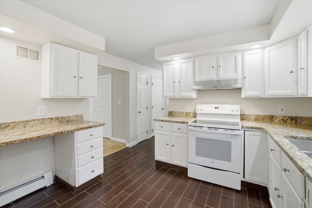 23 Mcquestion Road, Merrimack, NH 03054