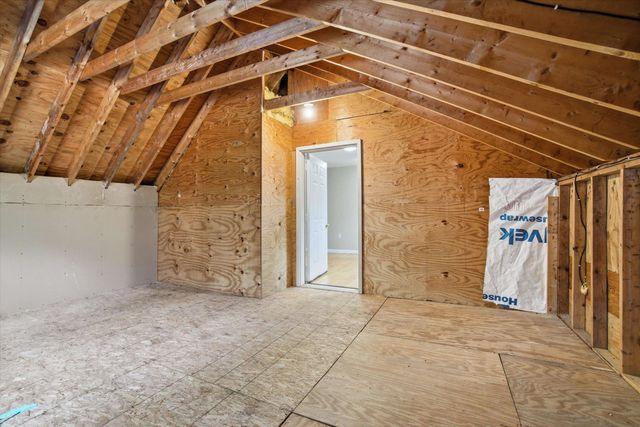 23 Mcquestion Road, Merrimack, NH 03054
